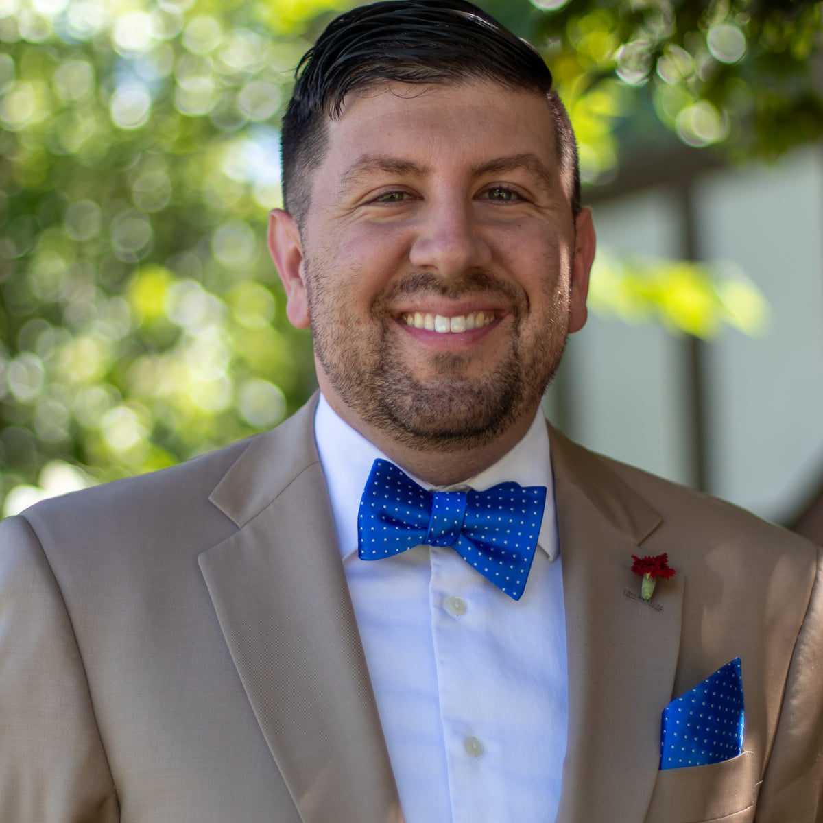 Light it up blue self-tie bow tie w/ pocket square