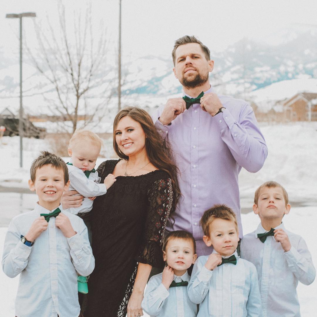 We&#39;re Off To Meet the Wizard Bow Tie - Adult Size - Pre-Tied